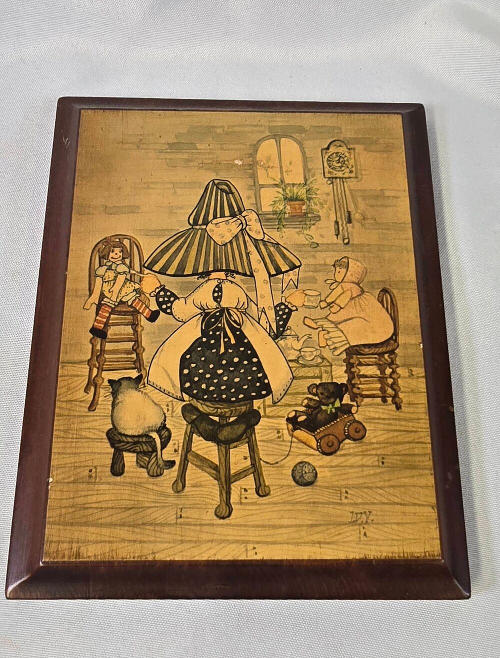 Vintage Holly Hobbie Wood Wall Plaque – 1970s Sunbonnet Girl Tea Party Scene